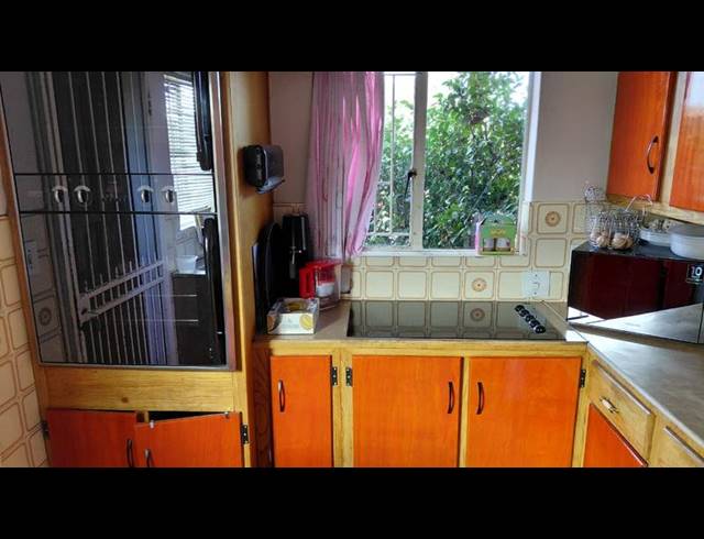 3 BEDROOM HOUSE FOR SALE IN BRACKENHURST